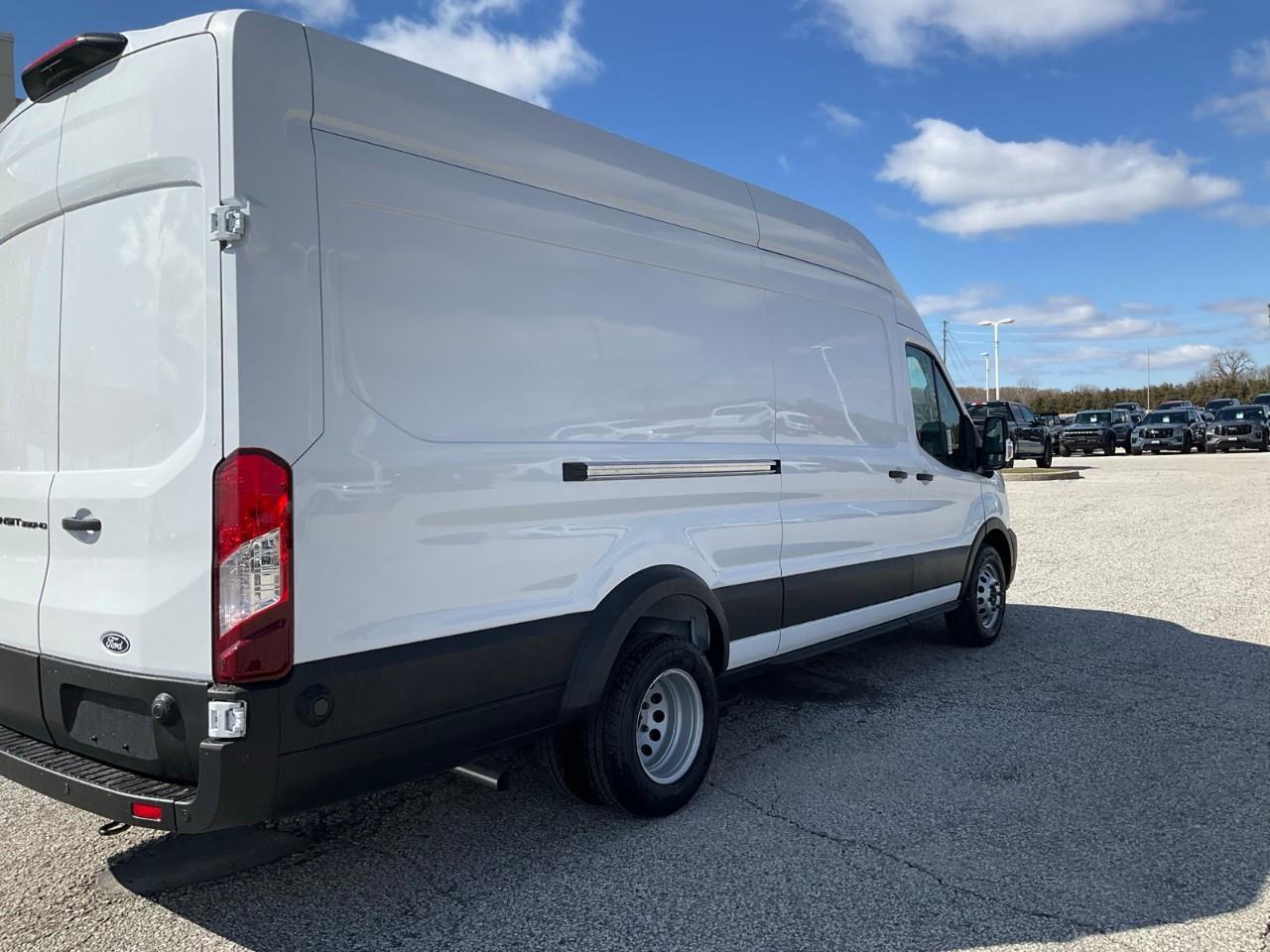 2026 Ford Transit 350  Photo