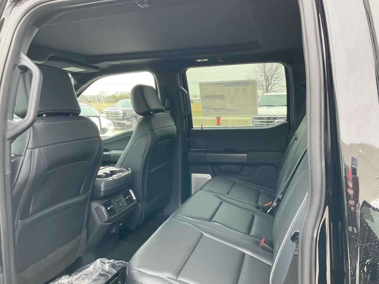 2026 Ford F-150 Lariat Photo