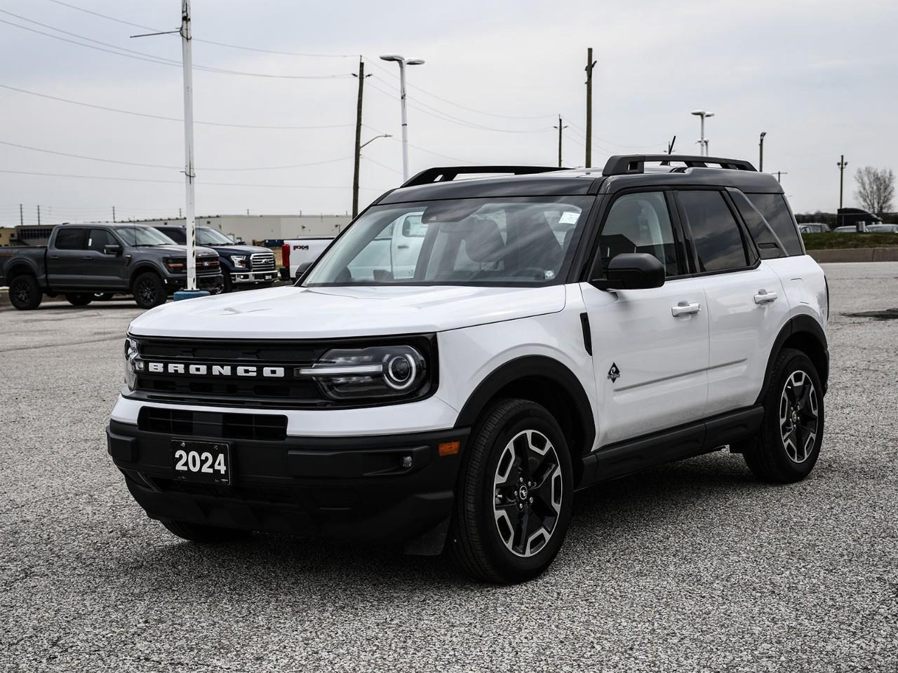 2024 Ford Bronco Sport Outer Banks NAV | SUNROOF | HTD SEATS | ADAPTIVE CRUISE Photo2