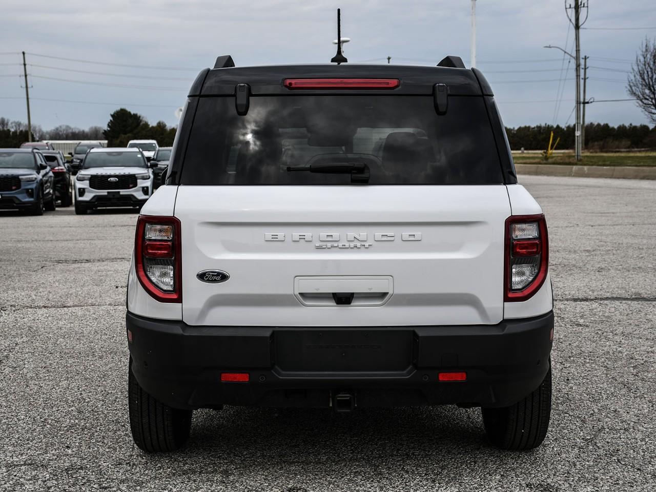 2024 Ford Bronco Sport Outer Banks NAV | SUNROOF | HTD SEATS | ADAPTIVE CRUISE Photo