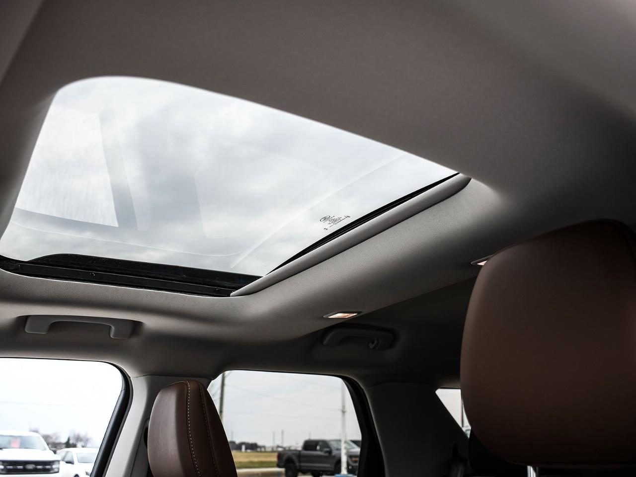 2024 Ford Bronco Sport Outer Banks NAV | SUNROOF | HTD SEATS | ADAPTIVE CRUISE Photo