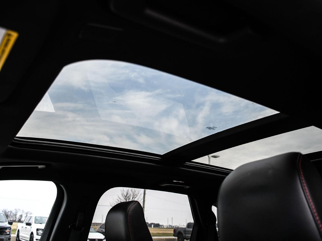 2020 Ford Edge SEL NAV | SUNROOF | HTD SEATS | HTD STEERING | REMOTE START Photo