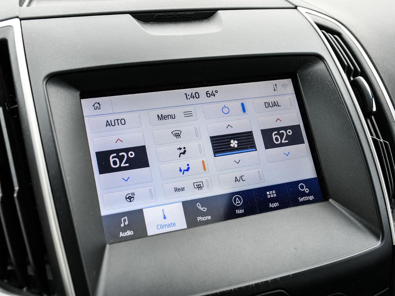 2020 Ford Edge SEL NAV | SUNROOF | HTD SEATS | HTD STEERING | REMOTE START Photo