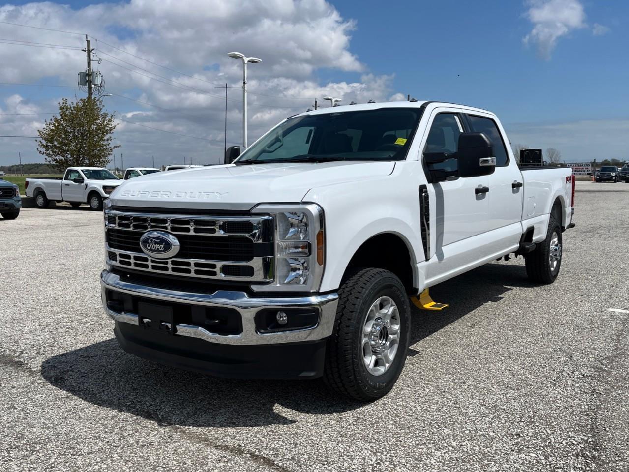 2026 Ford F-350 XLT Photo