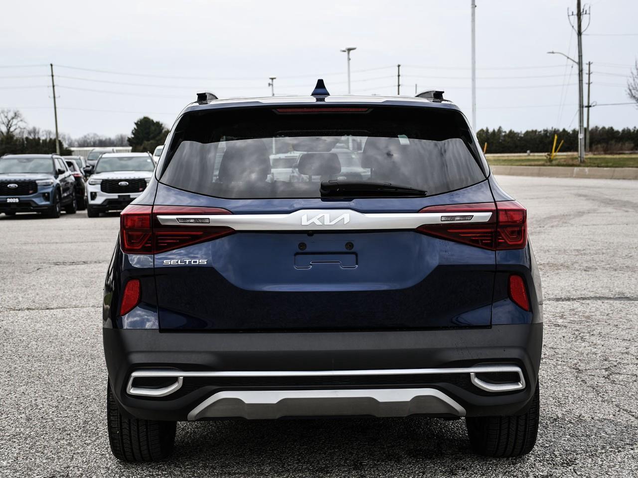2023 Kia Seltos SX Turbo w/Black Interior NAV | SUNROOF | HTD SEATS | REMOTE START Photo
