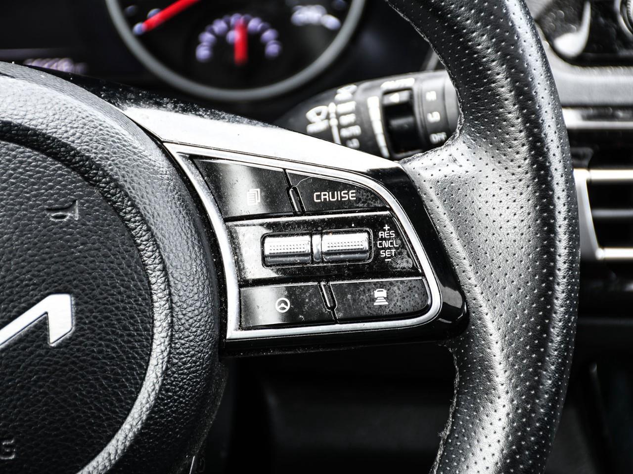 2023 Kia Seltos SX Turbo w/Black Interior NAV | SUNROOF | HTD SEATS | REMOTE START Photo