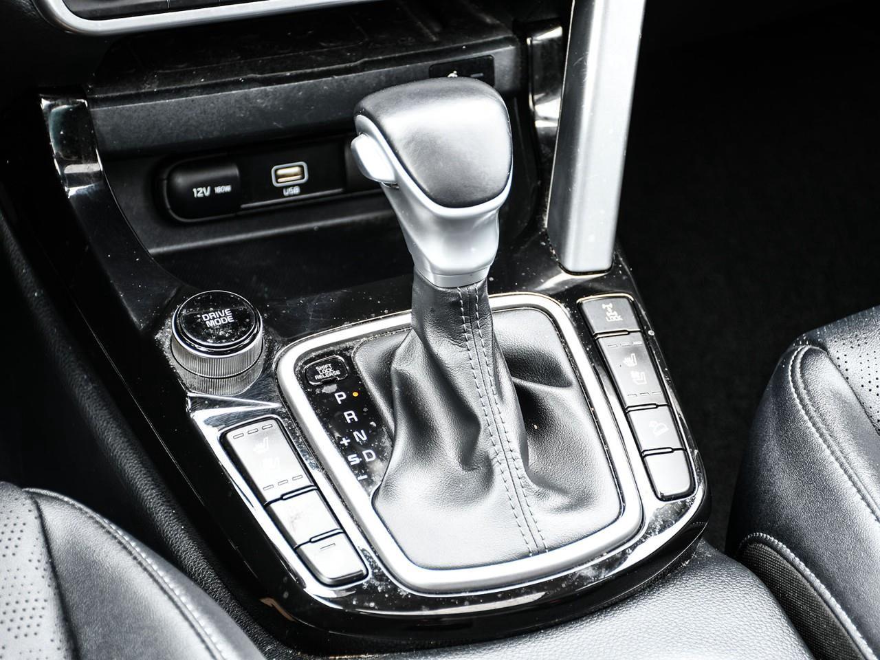 2023 Kia Seltos SX Turbo w/Black Interior NAV | SUNROOF | HTD SEATS | REMOTE START Photo