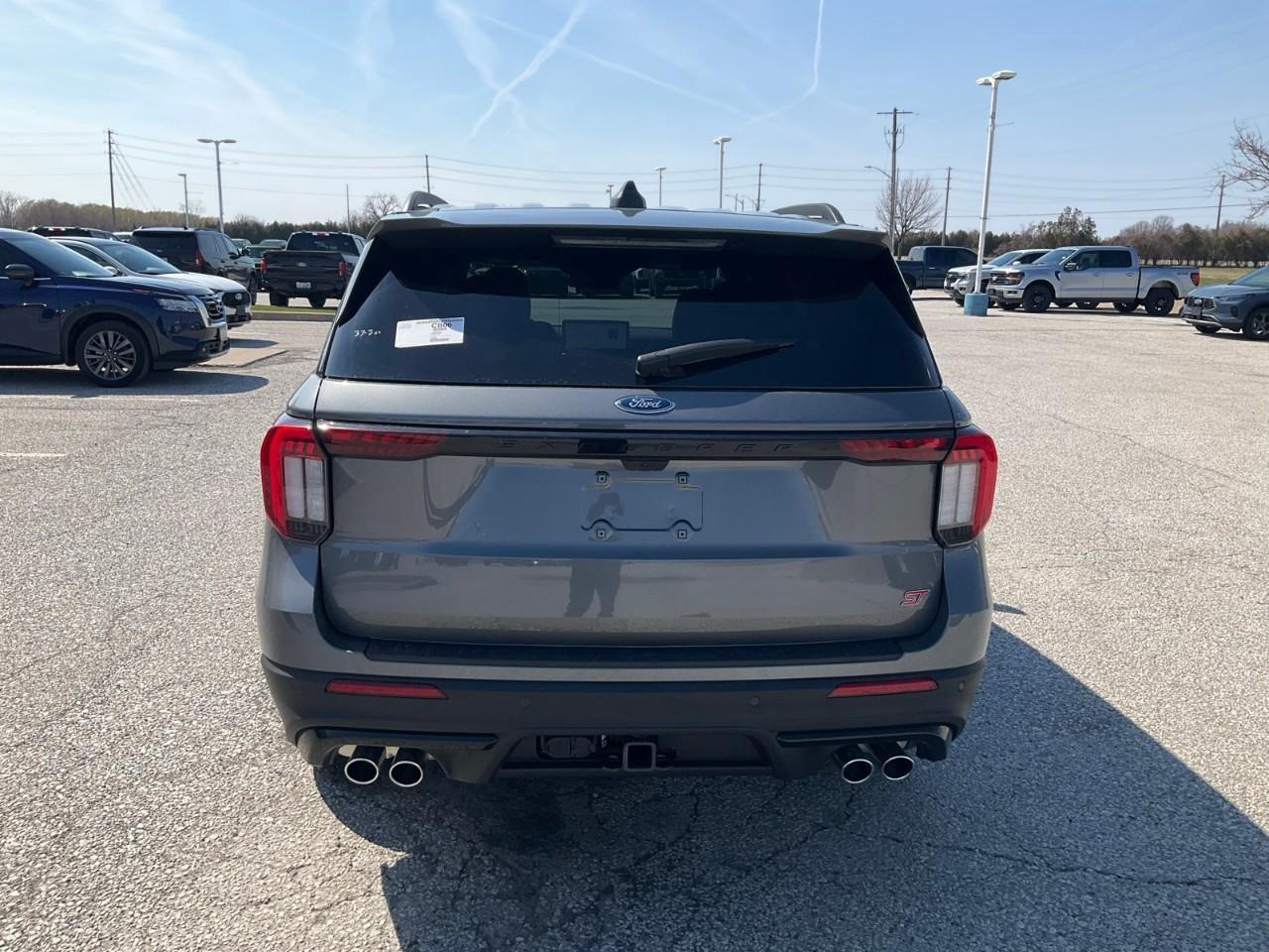 2026 Ford Explorer ST Photo