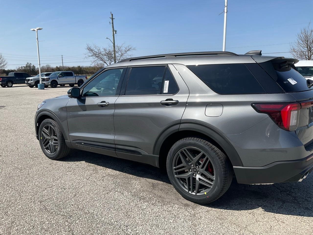 2026 Ford Explorer ST Photo