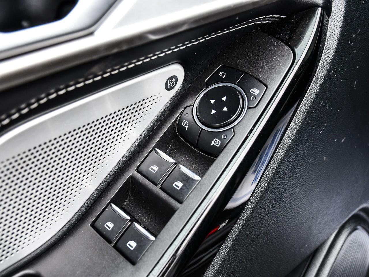2024 Ford Explorer NAV | SUNROOF | HTD & COOLED SEATS | HTD STEERING | REMOTE START Photo