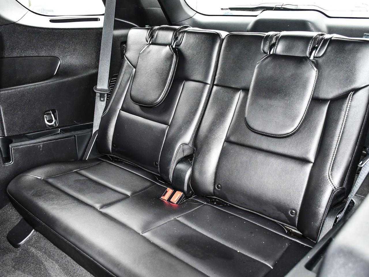 2024 Ford Explorer NAV | SUNROOF | HTD & COOLED SEATS | HTD STEERING | REMOTE START Photo
