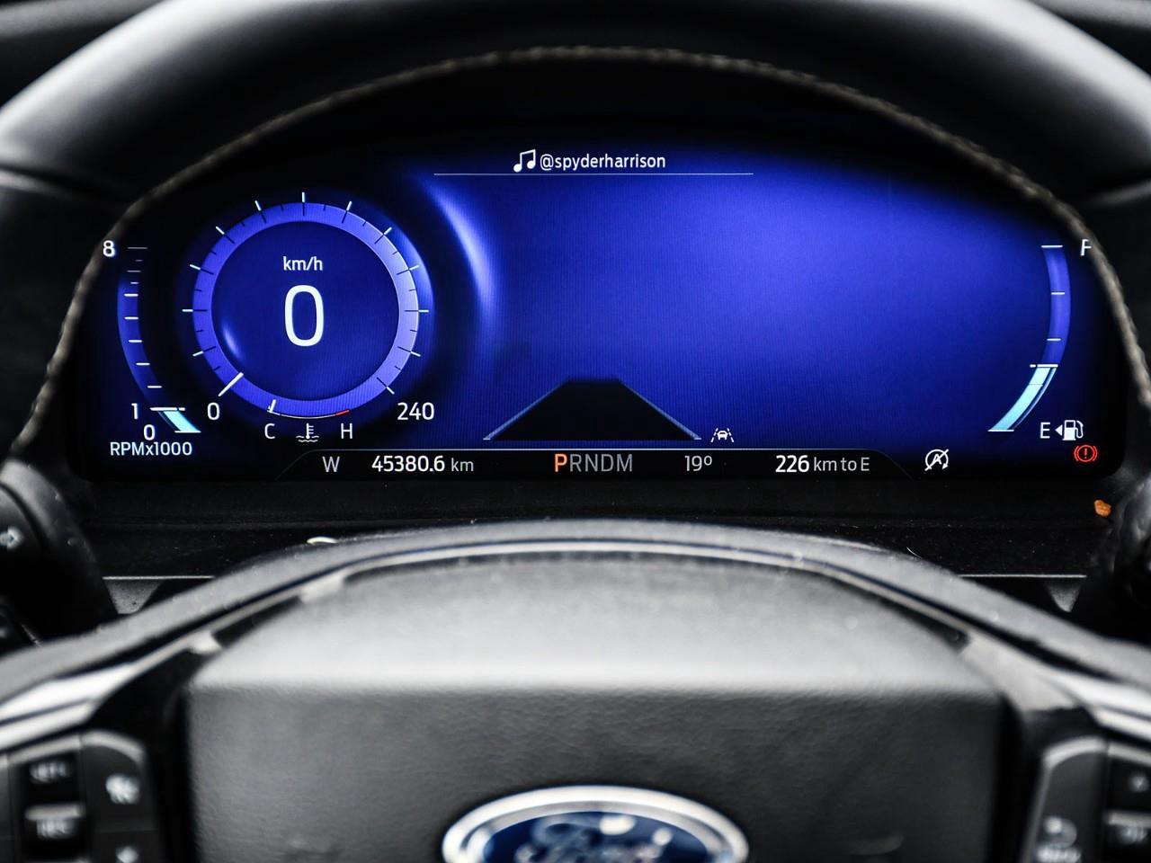 2024 Ford Explorer NAV | SUNROOF | HTD & COOLED SEATS | HTD STEERING | REMOTE START Photo