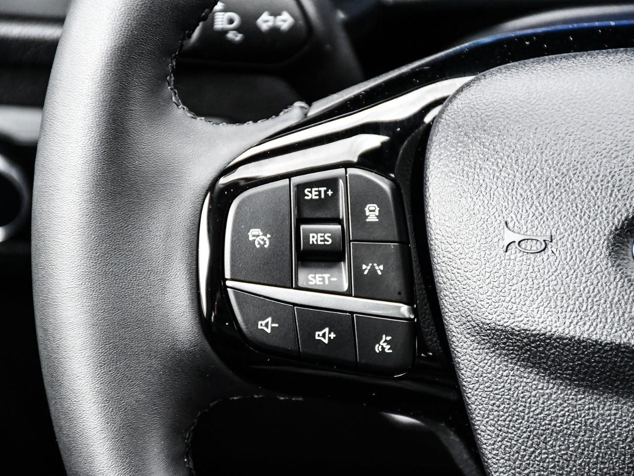 2024 Ford Escape PHEV NAV | HTD SEATS | HTD STEERING | REMOTE START | ADAPTIVE CRUISE Photo