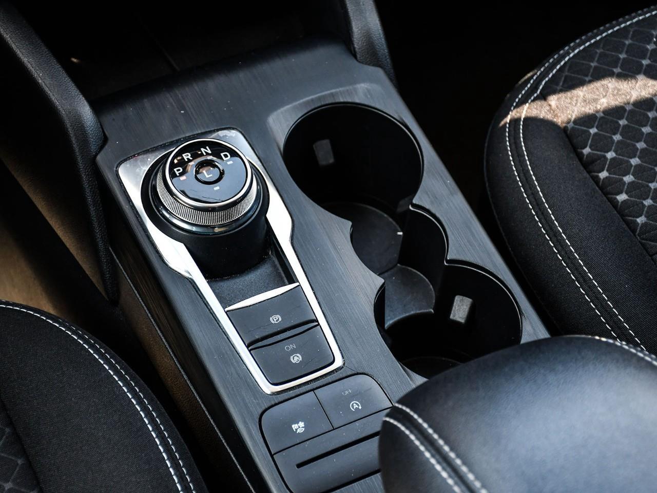 2025 Ford Escape Active HEATED SEATS | REMOTE START | LANE KEEPING Photo