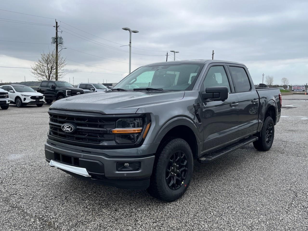 2026 Ford F-150 XLT Photo3
