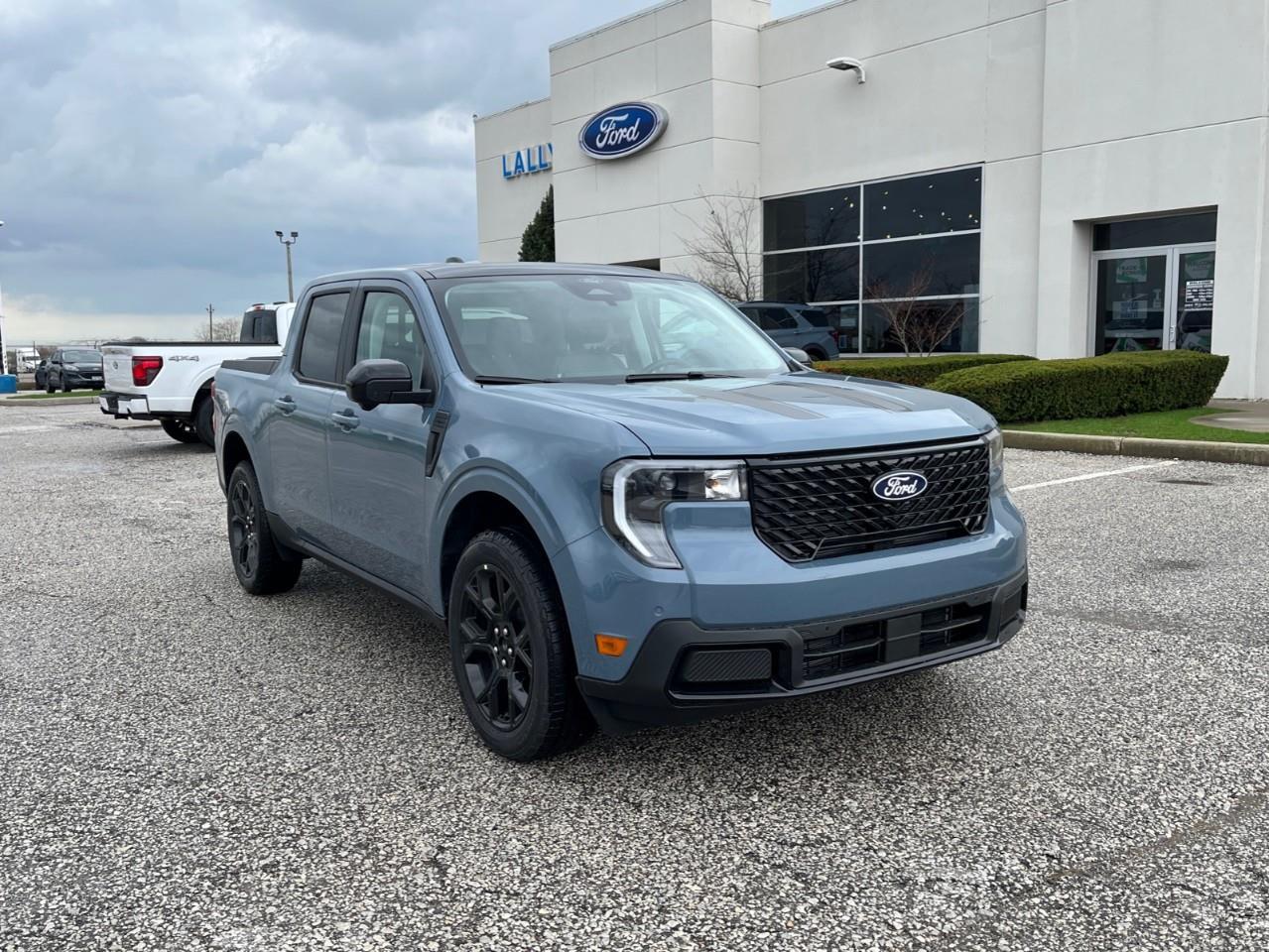 2026 Ford Maverick Lariat Photo0