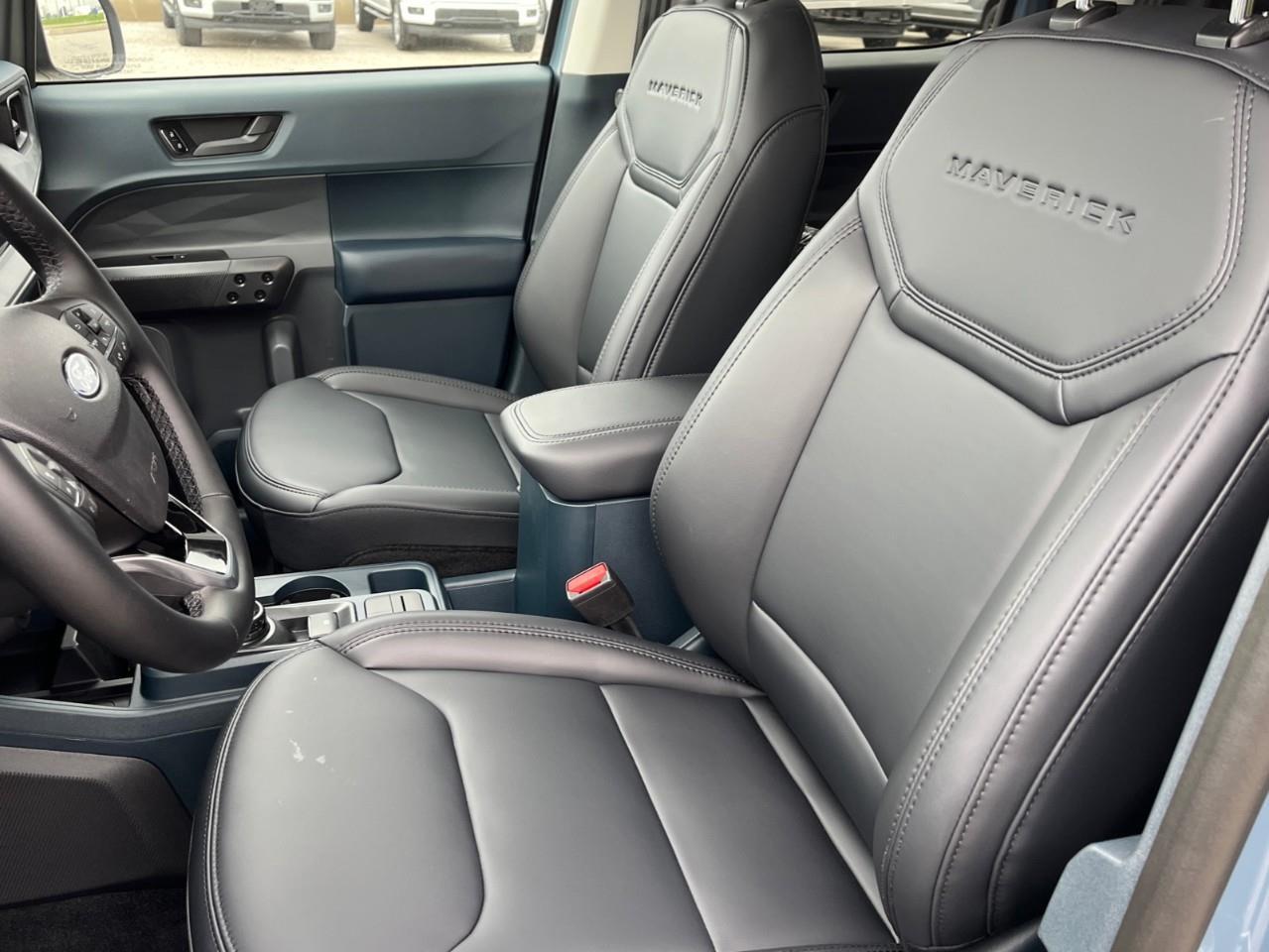 2026 Ford Maverick Lariat Photo