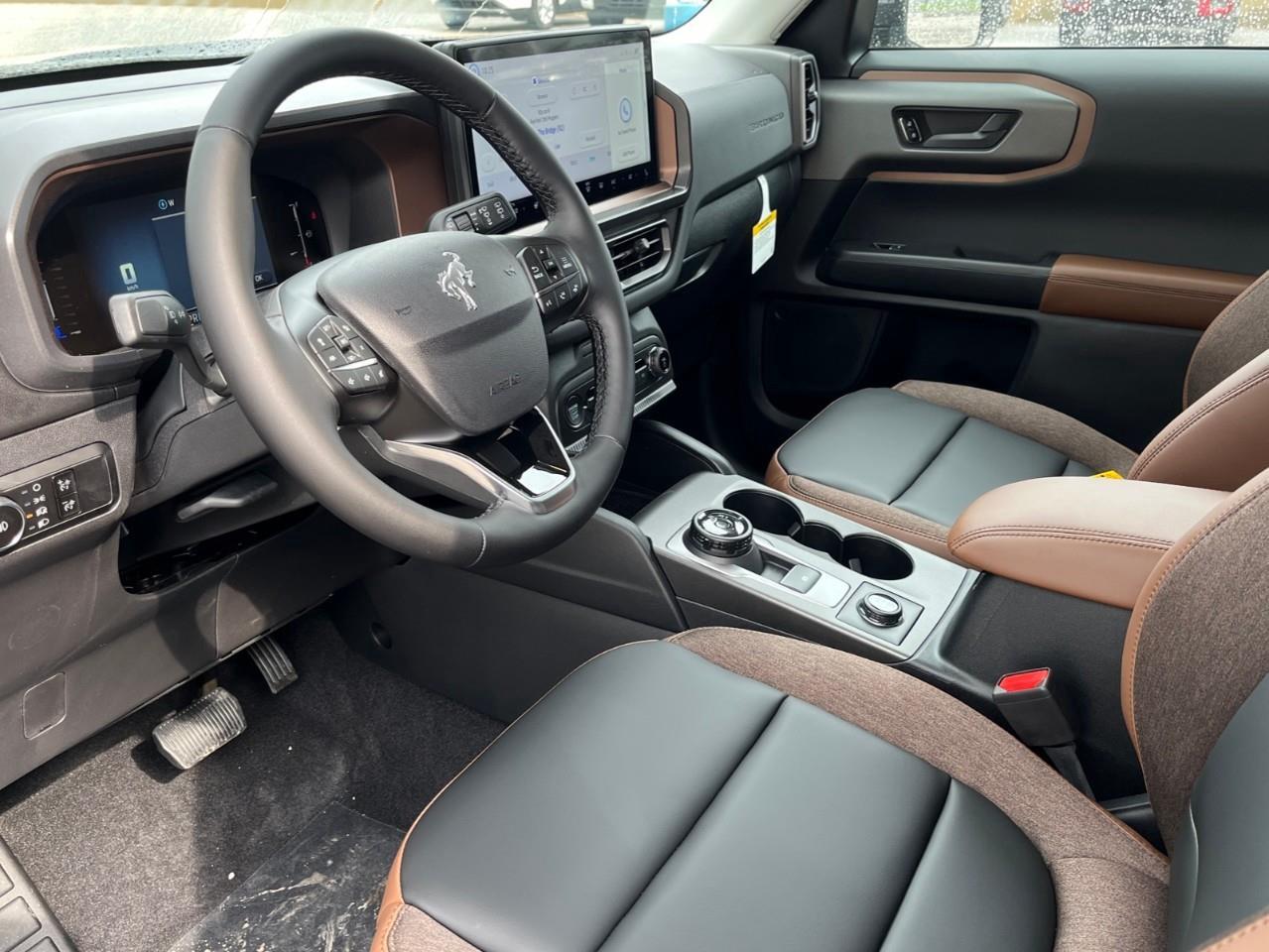2026 Ford Bronco Sport Outer Banks Photo