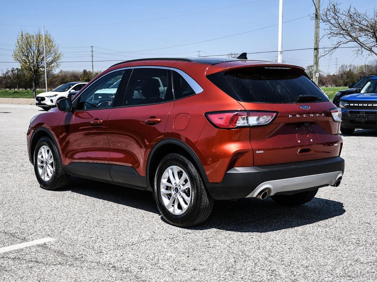 2020 Ford Escape NAV | SUNROOF | HTD SEATS | ADAPTIVE CRUISE Photo