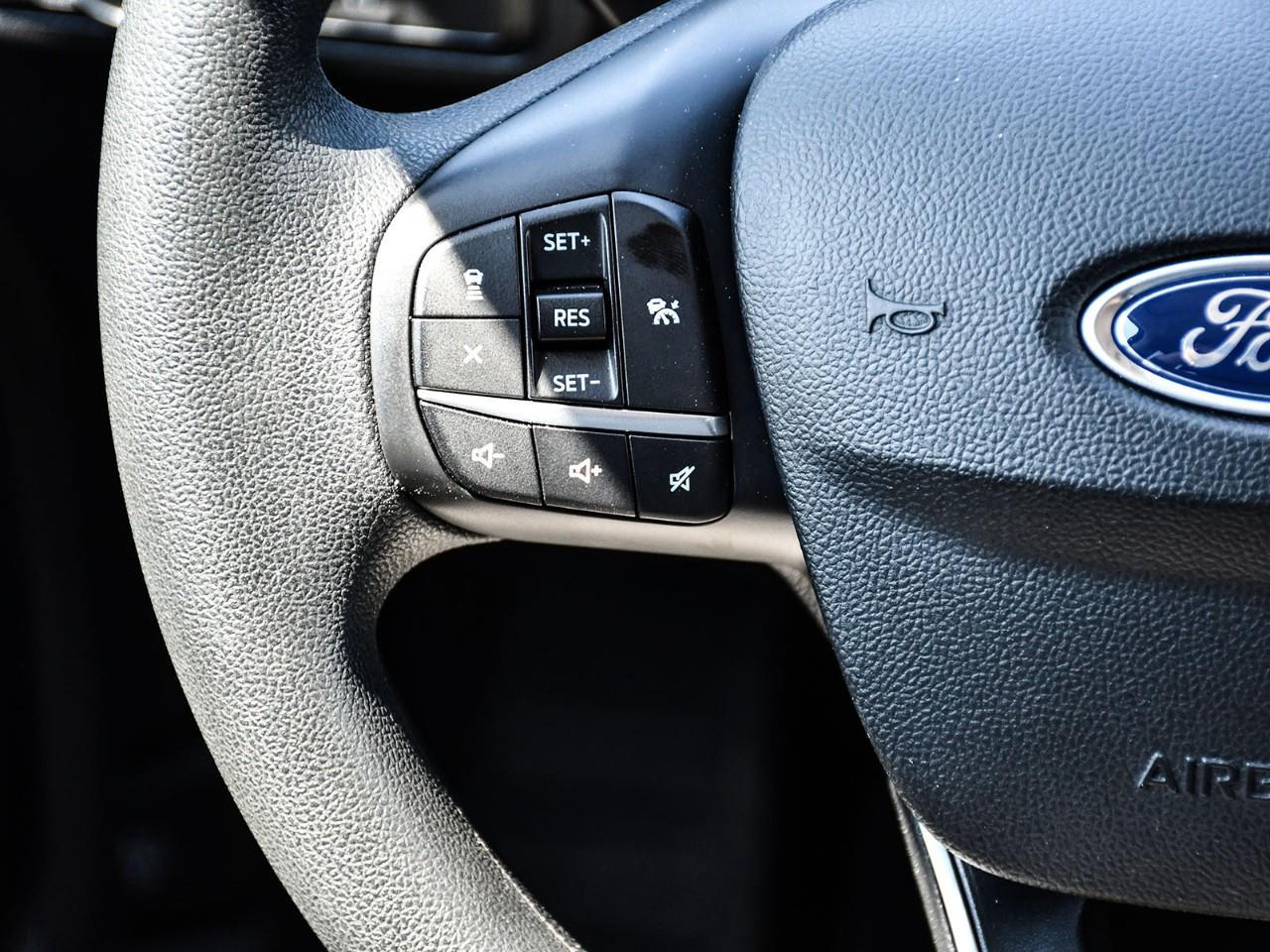 2020 Ford Escape NAV | SUNROOF | HTD SEATS | ADAPTIVE CRUISE Photo