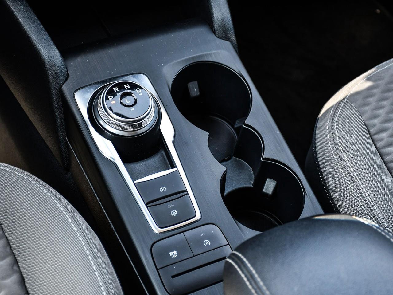 2020 Ford Escape NAV | SUNROOF | HTD SEATS | ADAPTIVE CRUISE Photo