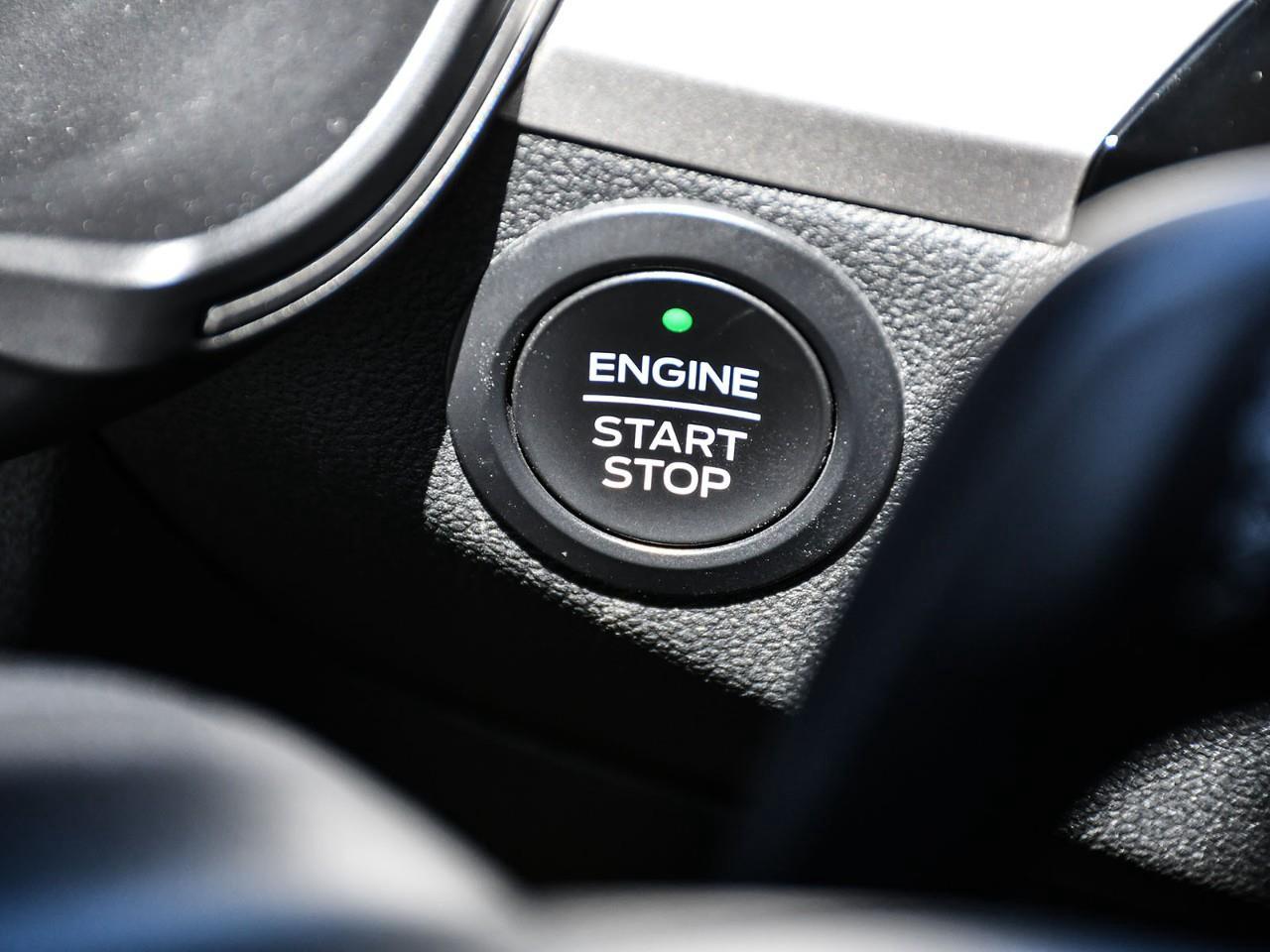 2020 Ford Escape NAV | SUNROOF | HTD SEATS | ADAPTIVE CRUISE Photo