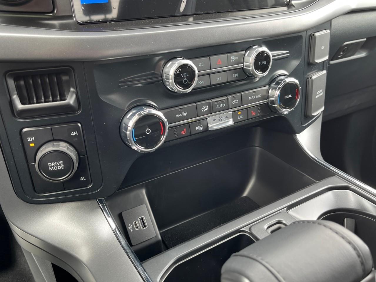 2026 Ford F-150 XLT Photo