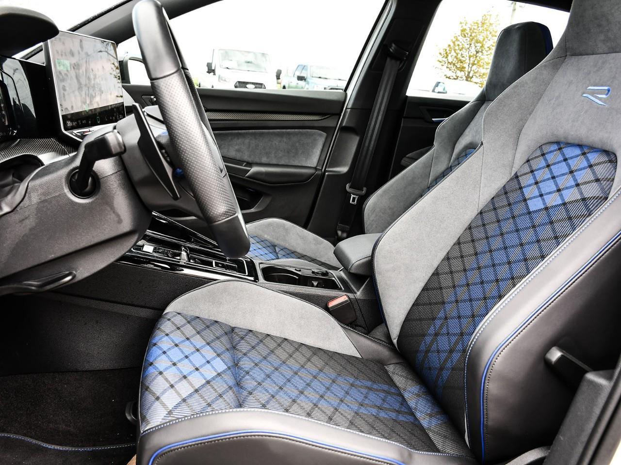 2025 Volkswagen Golf R Black Edition NAV | SUNROOF | HTD & COOLED SEATS Photo