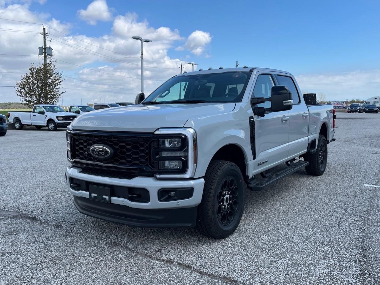 2026 Ford F-250 LARIAT Photo3