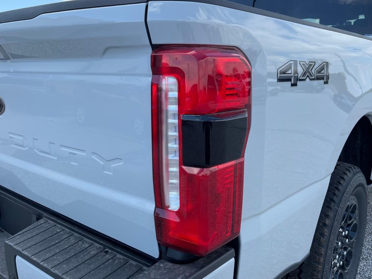 2026 Ford F-250 LARIAT Photo