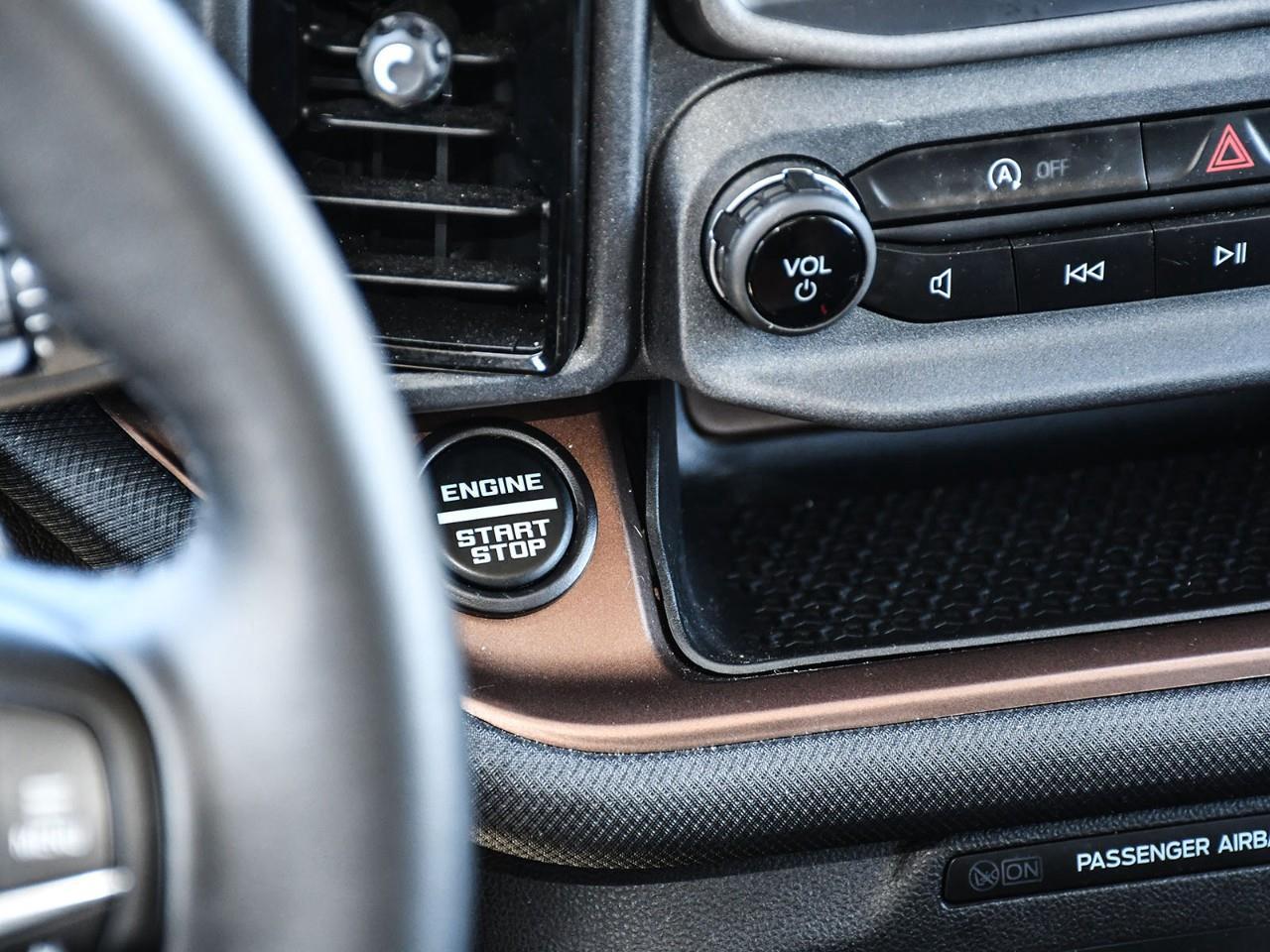 2024 Ford Bronco Sport Badlands NAV | SUNROOF | HTD SEATS | REMOTE START | ADAPTIVE CRUISE Photo