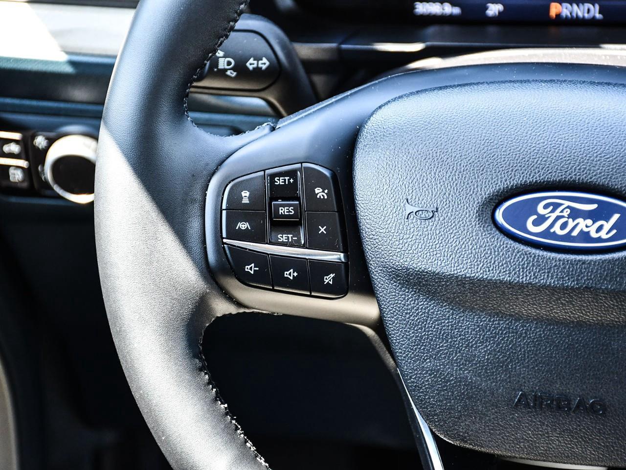 2025 Ford Maverick Lariat NAV | SUNROOF | HTD SEATS | HTD STEERING Photo