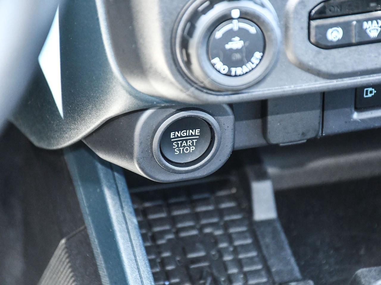 2025 Ford Maverick Lariat NAV | SUNROOF | HTD SEATS | HTD STEERING Photo