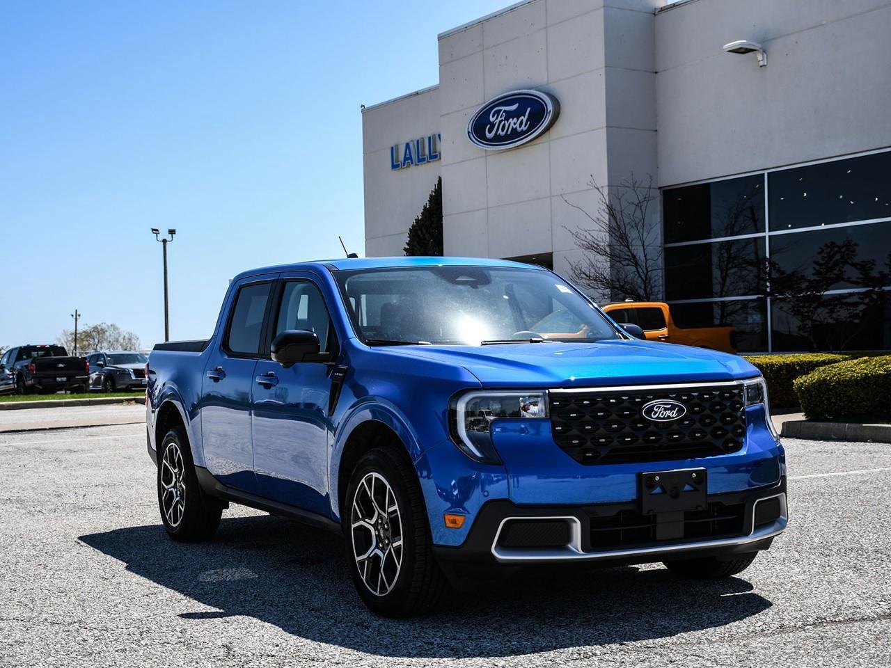 2025 Ford Maverick Lariat NAV | SUNROOF | HTD SEATS | HTD STEERING Photo