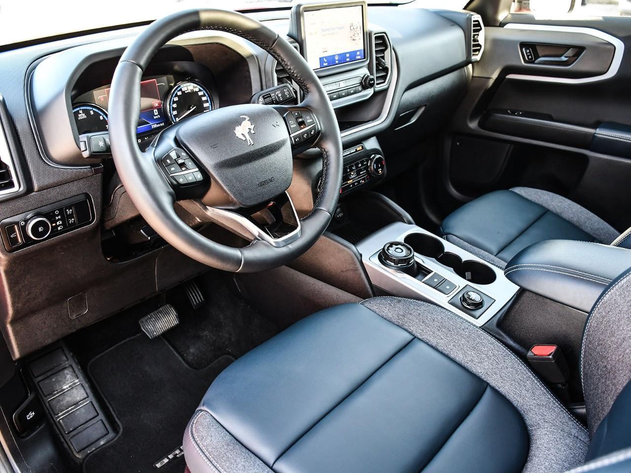 2024 Ford Bronco Sport Outer Banks NAV | SUNROOF | HTD SEATS | REMOTE START | ADAPTIVE CRUISE Photo