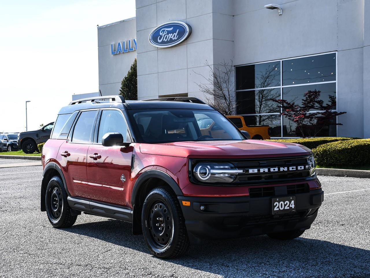 2024 Ford Bronco Sport Outer Banks NAV | SUNROOF | HTD SEATS | REMOTE START | ADAPTIVE CRUISE Photo