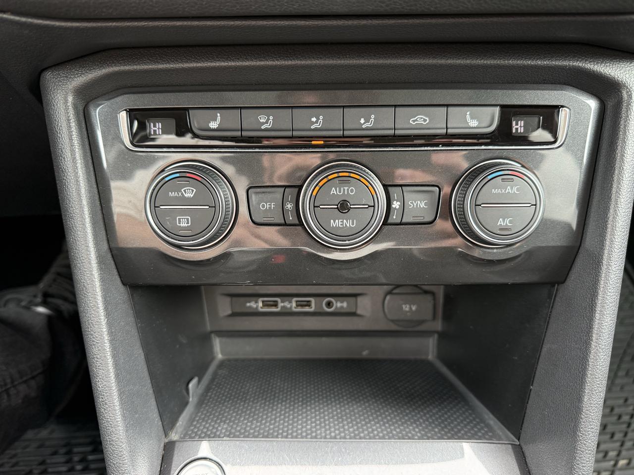 2019 Volkswagen Tiguan COMFORTLINE 4Motion Photo