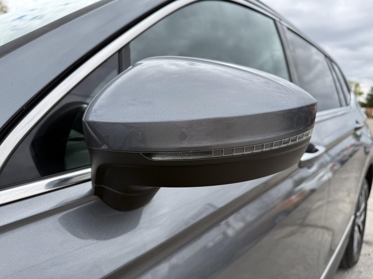 2019 Volkswagen Tiguan COMFORTLINE 4Motion Photo