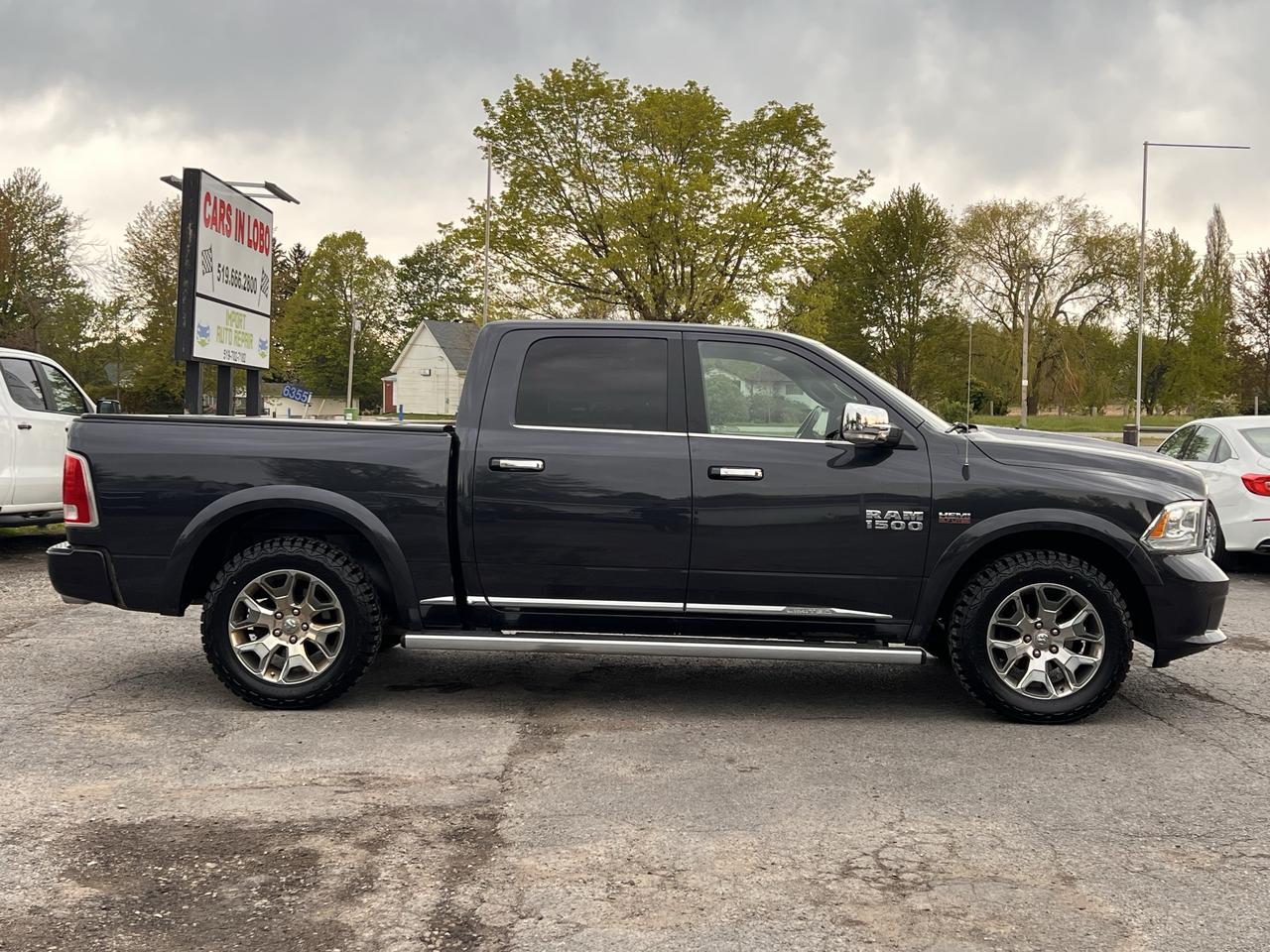 2017 RAM 1500 Limited Photo