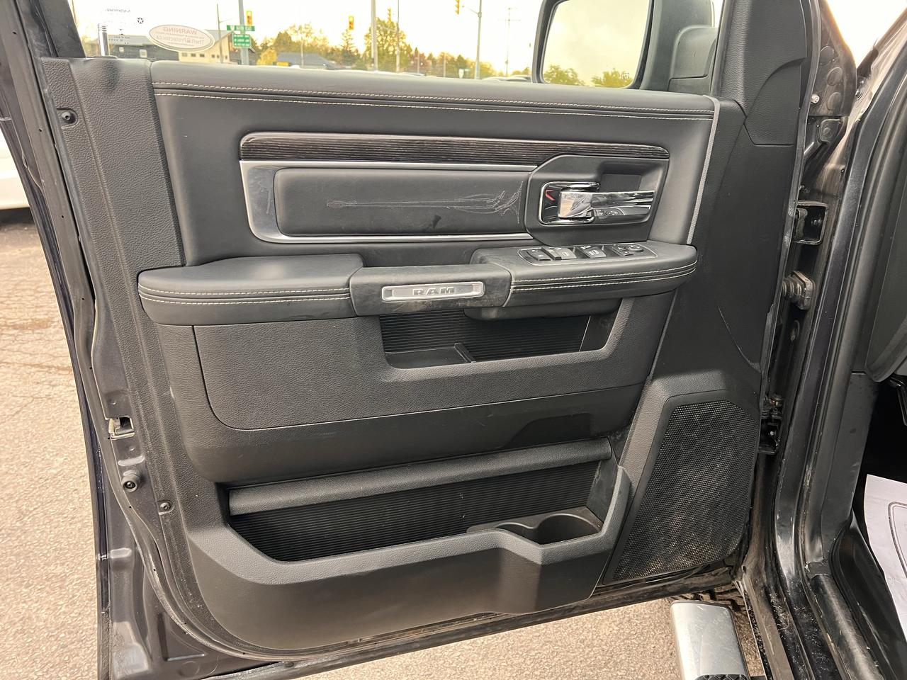 2017 RAM 1500 Limited Photo