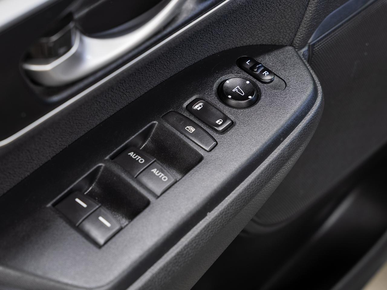 2019 Honda CR-V EX AWD | Sunroof | ACC | Heated Seats | CarPlay Photo