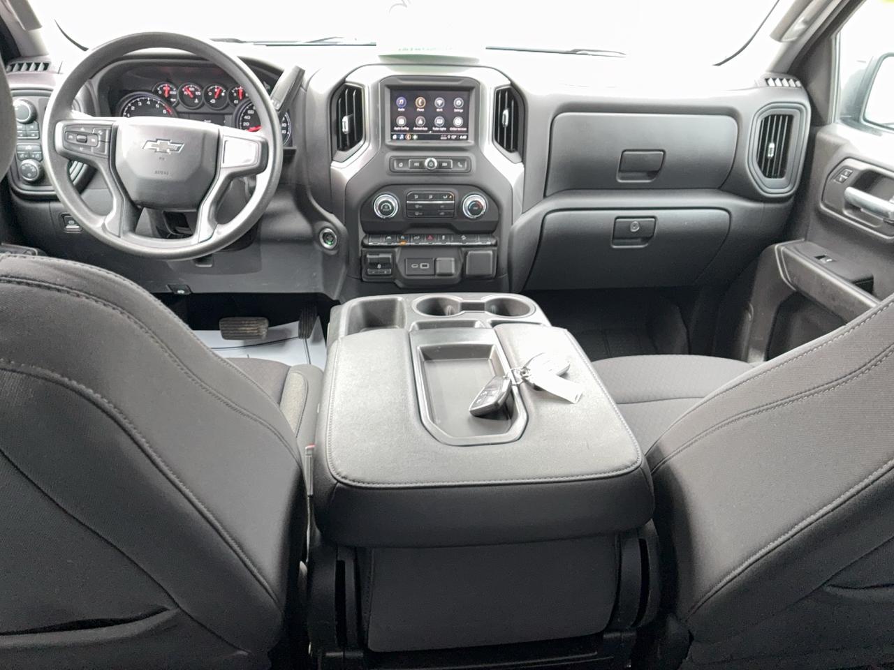 2024 Chevrolet Silverado 1500 CustomTrailBoss Z71 CrewCab4WD 5.3L8cylGas 6'7"Box Photo