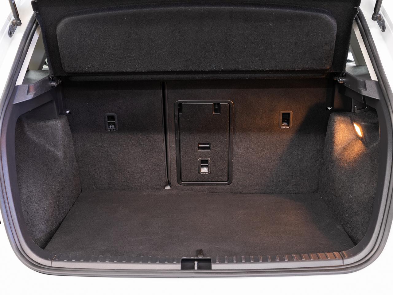 2023 Volkswagen Taos HIGHLINE AWD | Nav | Leather | Panoroof | CarPlay Photo