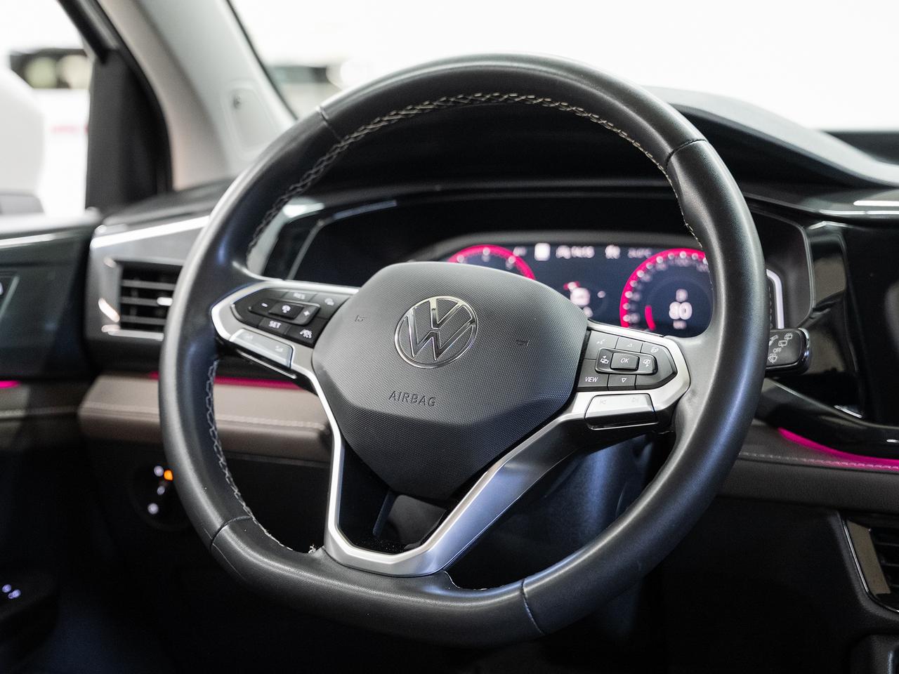 2023 Volkswagen Taos HIGHLINE AWD | Nav | Leather | Panoroof | CarPlay