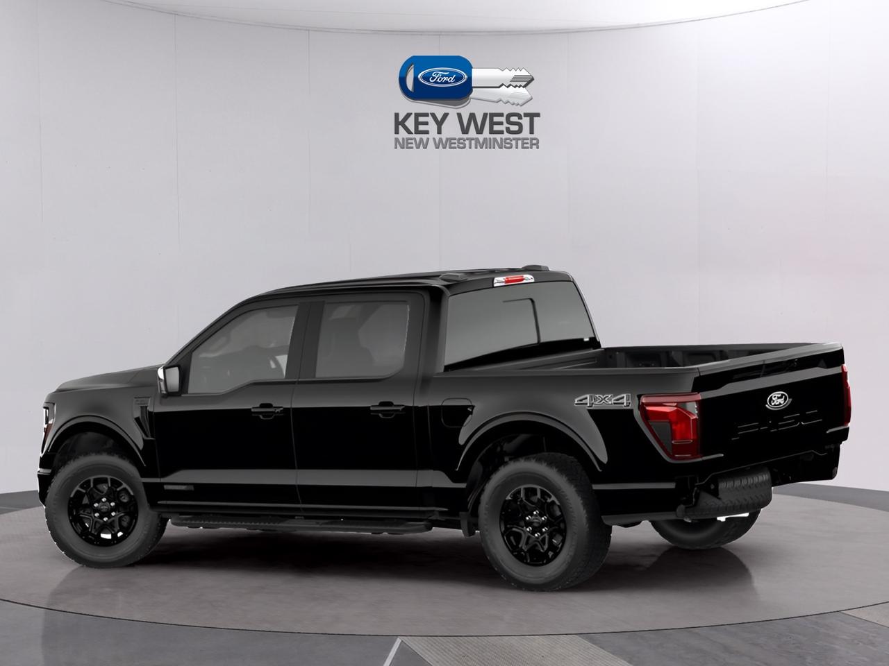 2026 Ford F-150 XLT 4WD SuperCrew 5.5' Box Hybrid Photo4
