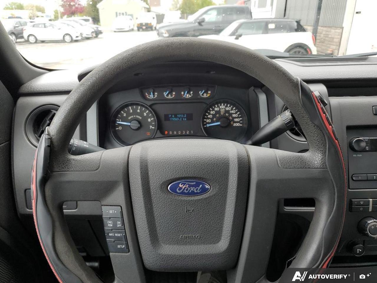 2012 Ford F-150 XL Photo