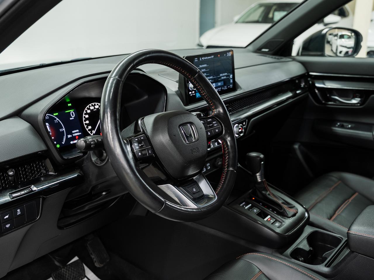 2024 Honda CR-V TOURING HYBRID AWD | Nav | Leather | Sunroof | BSM