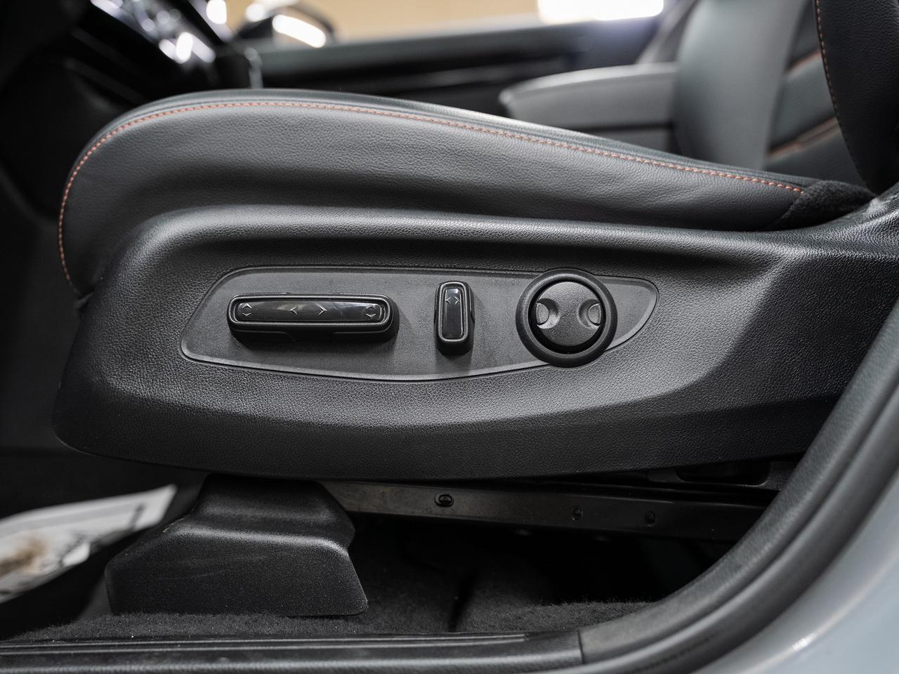 2024 Honda CR-V TOURING HYBRID AWD | Nav | Leather | Sunroof | BSM