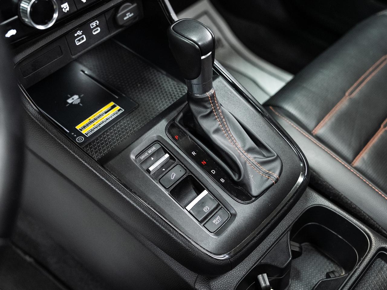 2024 Honda CR-V TOURING HYBRID AWD | Nav | Leather | Sunroof | BSM Photo