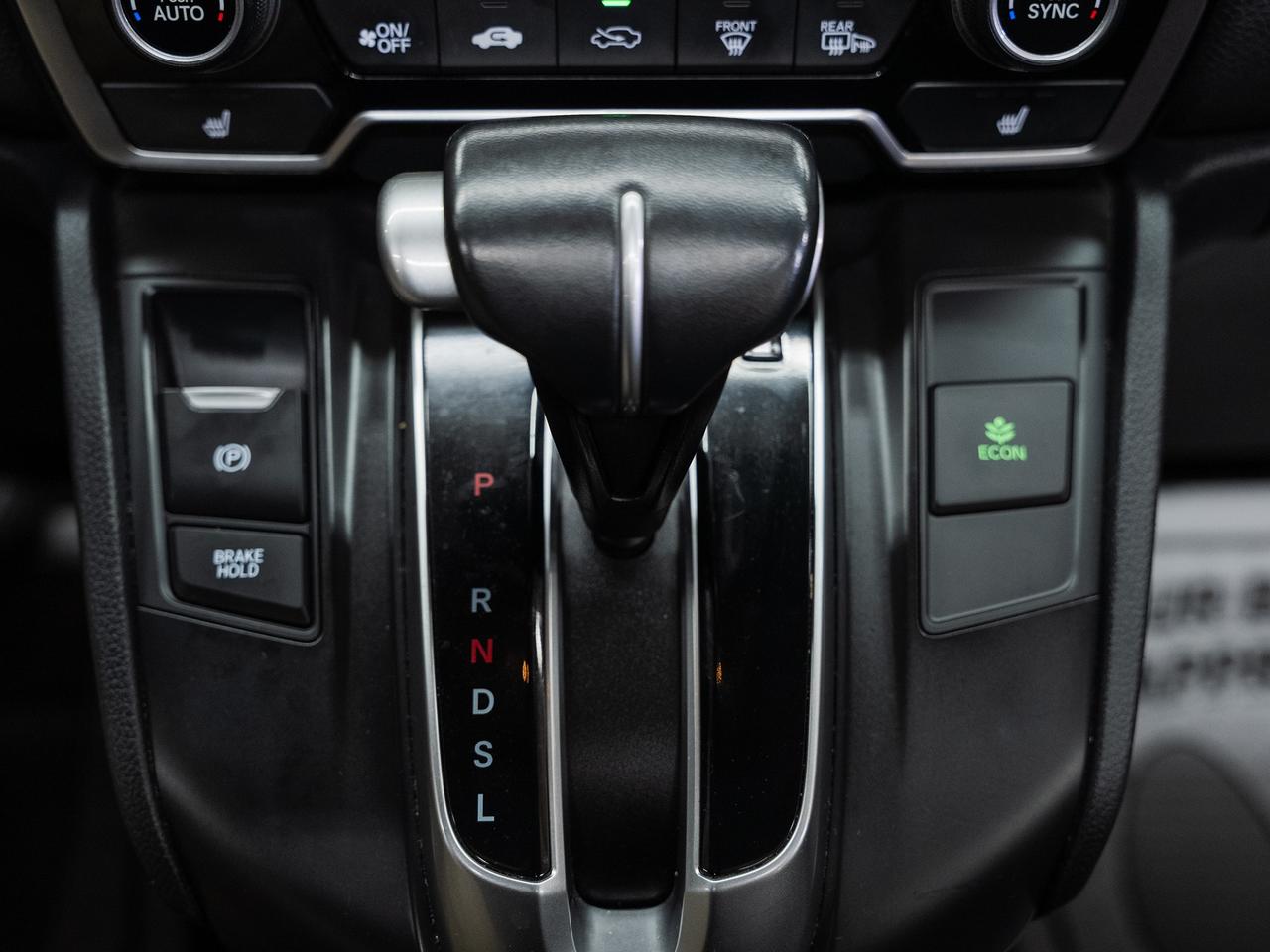 2019 Honda CR-V TOURING AWD | Nav | Leather | Sunroof | CarPlay Photo